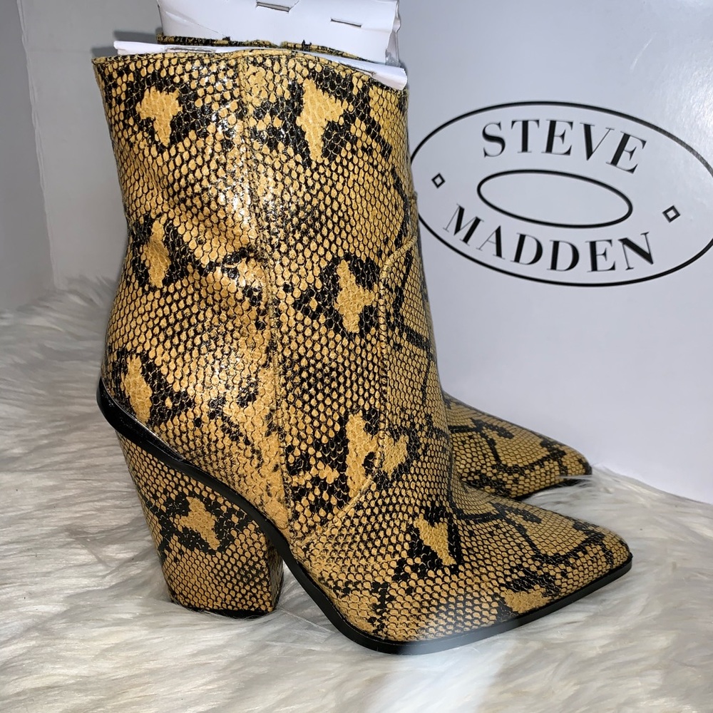 Steve Madden Rarely Yellow Snake Boot